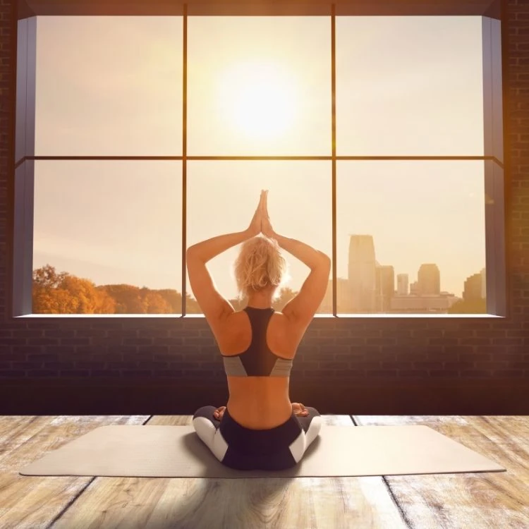 Curso Online Monitor de Yoga
